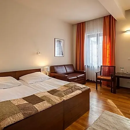 Beskid Hotel