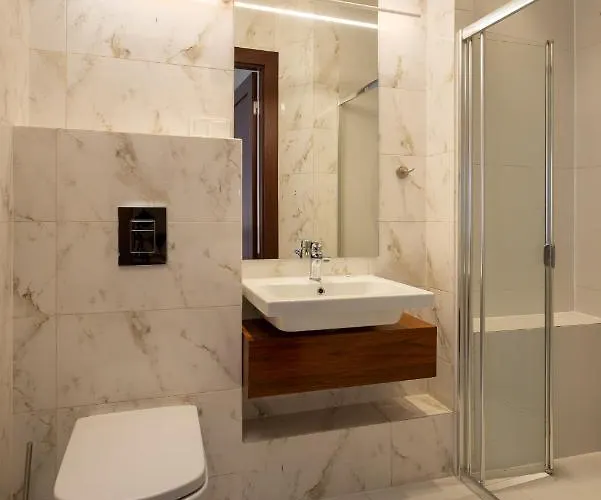 贝斯基德酒店 Milówka