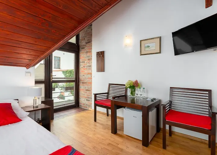 酒店 贝斯基德酒店 Milówka